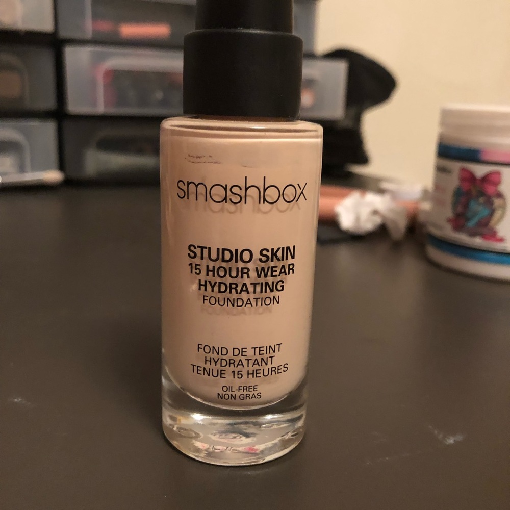 Smashbox Studio Skin Foundation